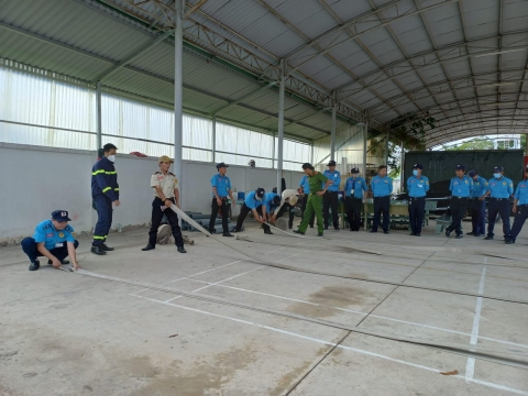 TẬP HUẤN CHỮA CHÁY NHÀ CAO TẦNG